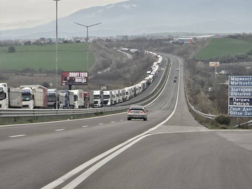 Опашка от ТИР-ове на българо-гръцката граница